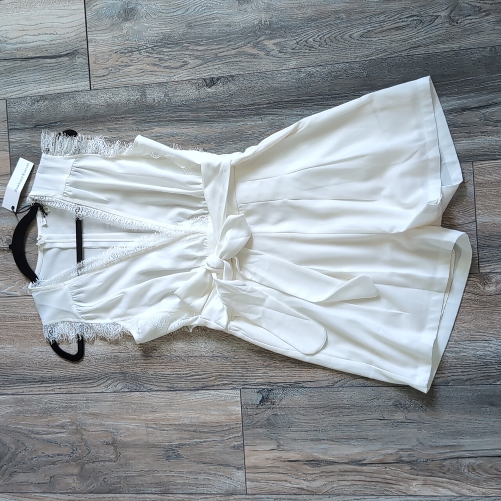 Vici White Eyelash Lace Trim Romper size M